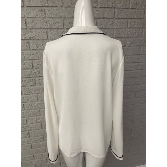 WAYF Women Textured Long Sleeve White with Black Trim Blouse Size M - Picture 5 of 9